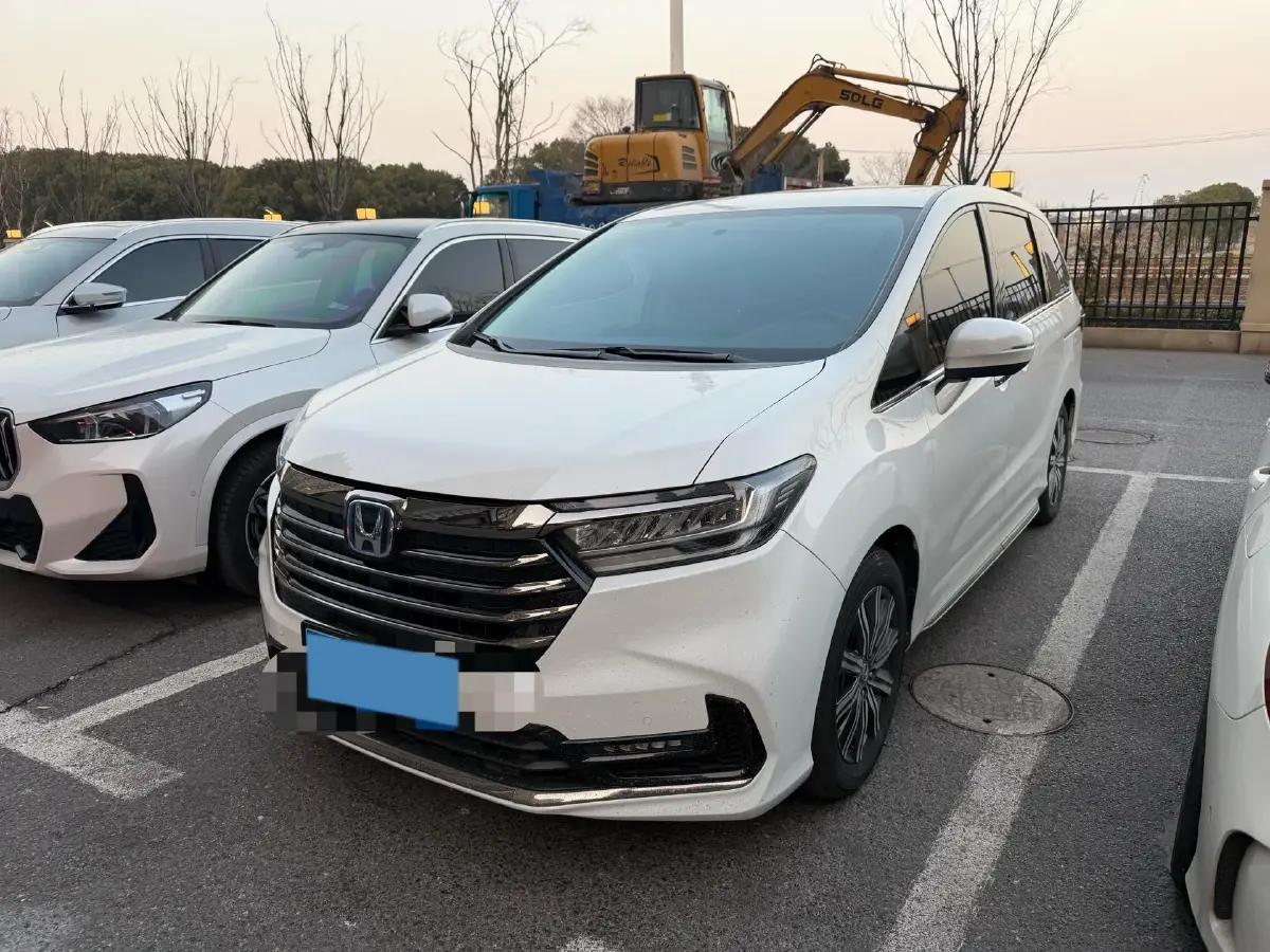 2024 Honda Odyssey 2.0L 146HP L4 E-CVT Hybrid