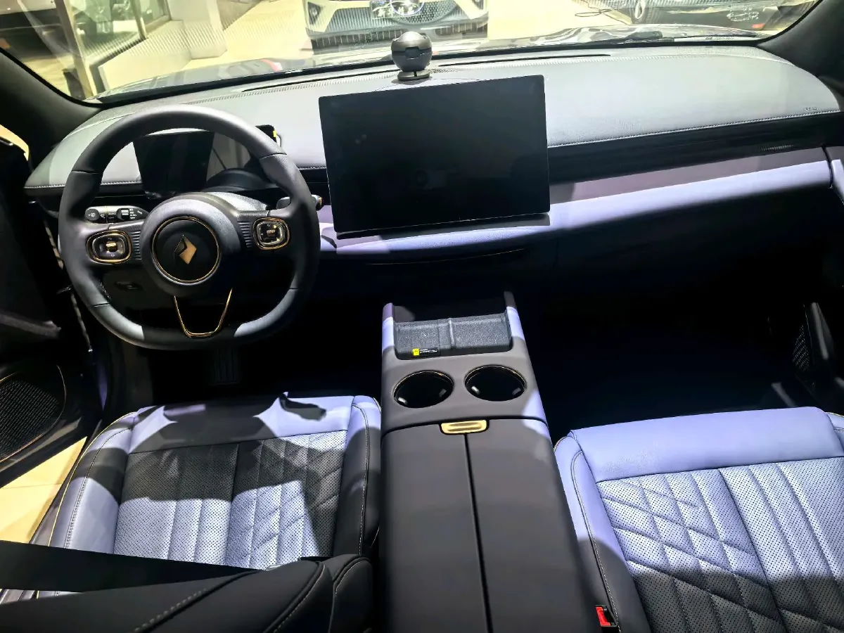 2025 BaoJun XiangJing 1.5T 143HP L4 1DHT PHEV,autocango,china used car exporter,china ev exporter,chinese used car exporter,chinese used ev exporter