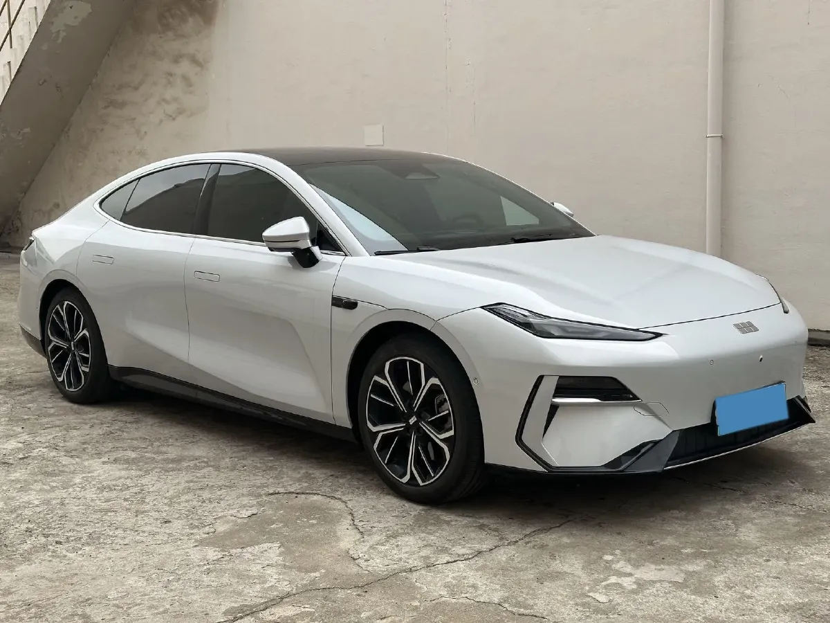 2025 MAXUS InterstellarX 2.5T 224HP L4 8AT,autocango,china used car exporter,china ev exporter,chinese used car exporter,chinese used ev exporter