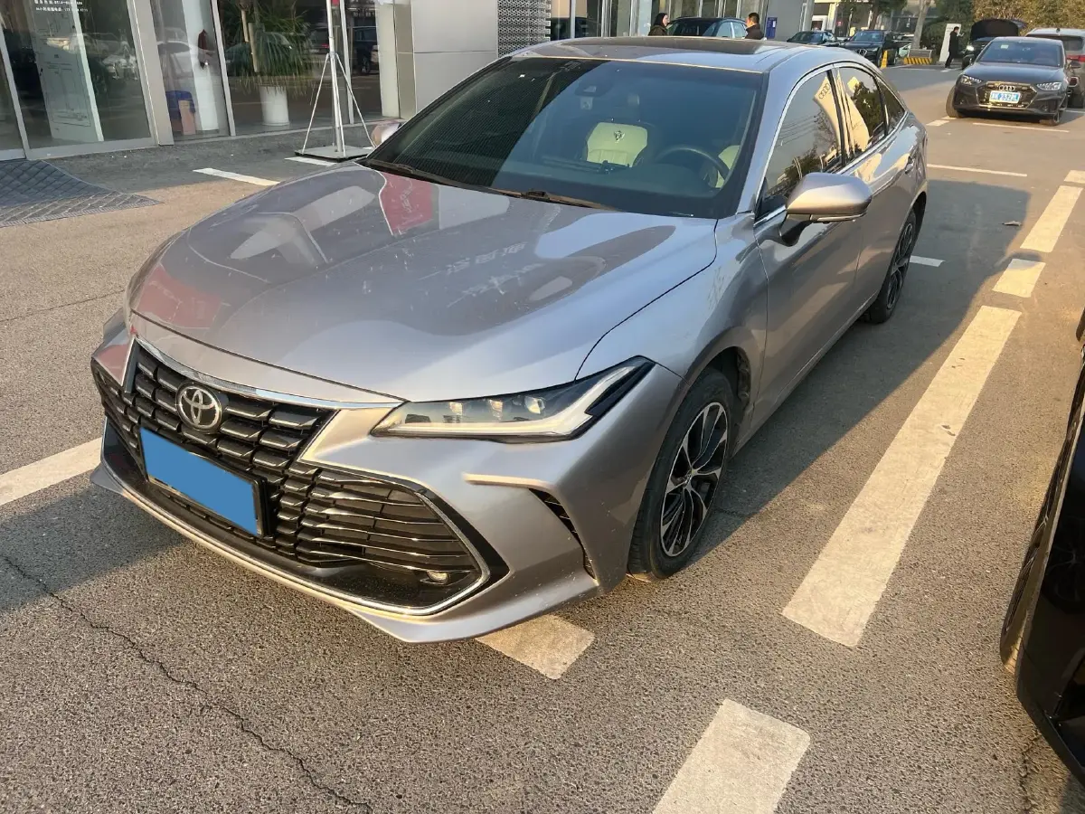 2022 Toyota Avalon 2.0L 178HP L4 CVT