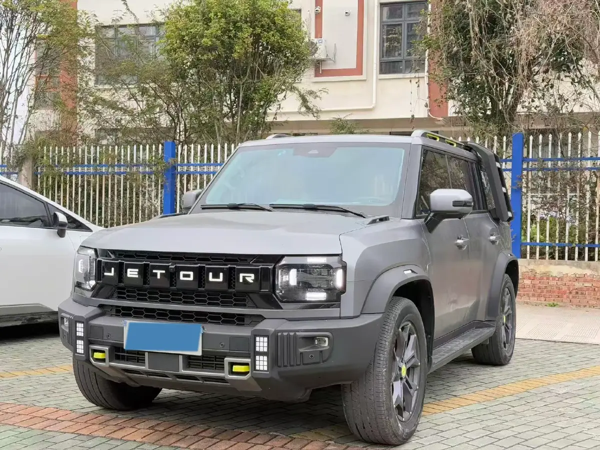 2023 Jetour Traveller 2.0T 254HP L4 7DCT
