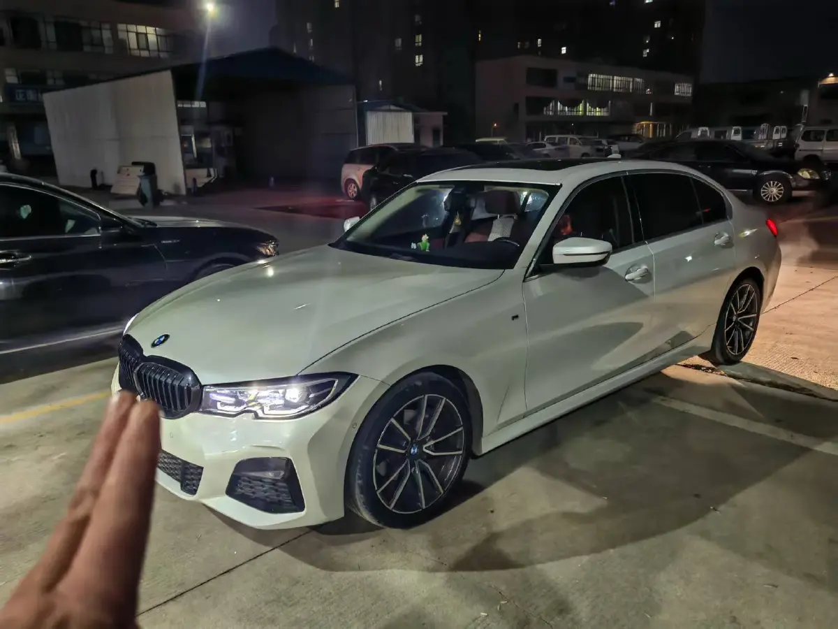 2021 BMW 3 Series 2.0T 184HP L4 8AT