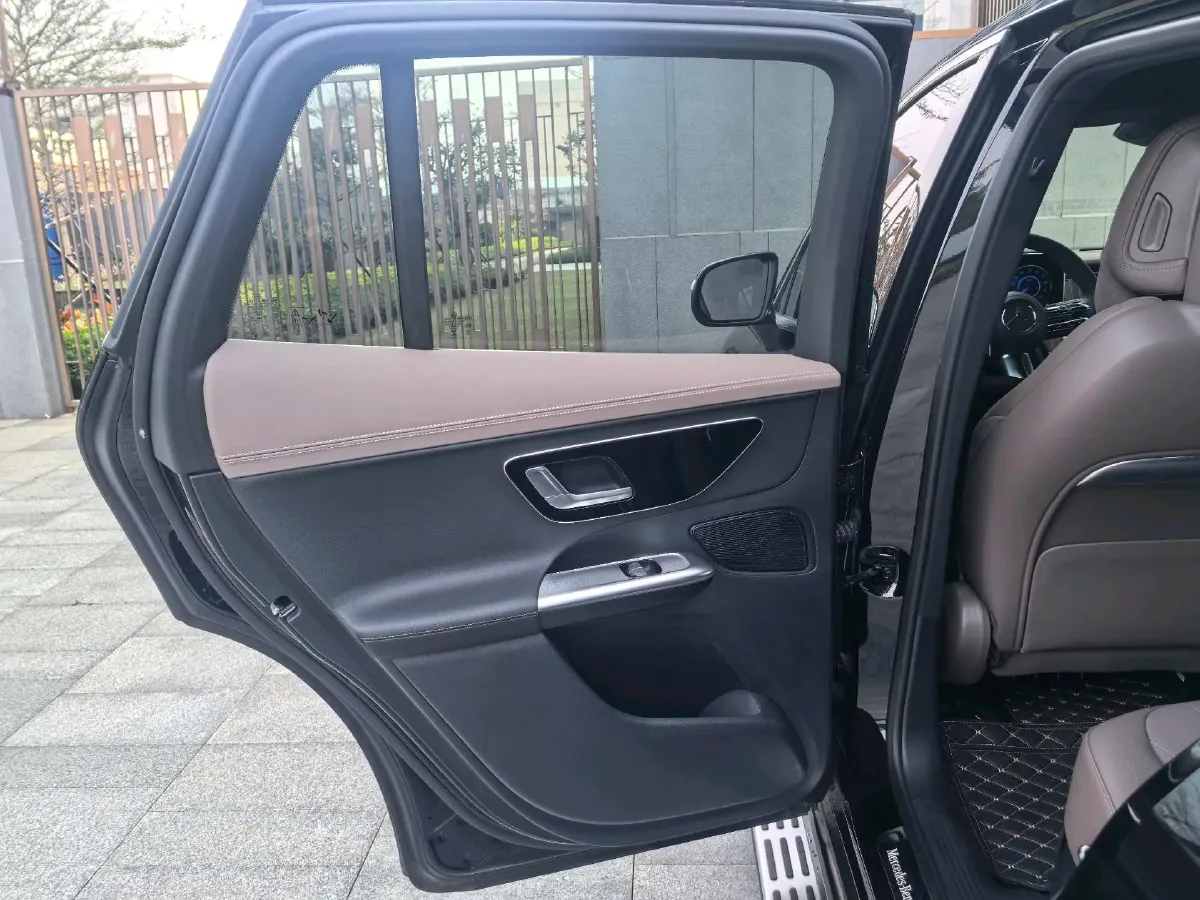 2024 Mercedes-Benz EQE SUV BEV 93.2KWH,autocango,china used car exporter,china ev exporter,chinese used car exporter,chinese used ev exporter