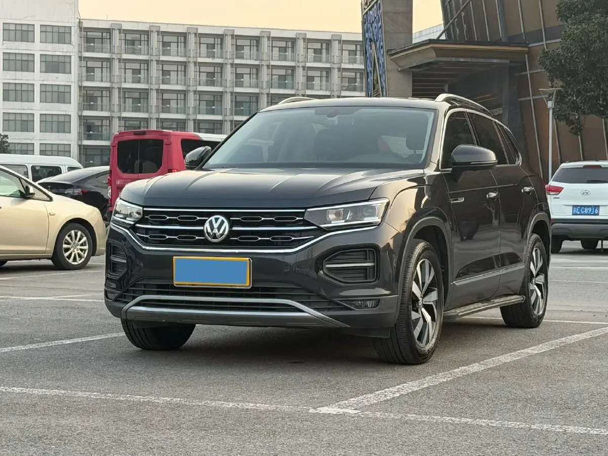 2020 Volkswagen Tayron 2.0T 186HP L4 7DCT