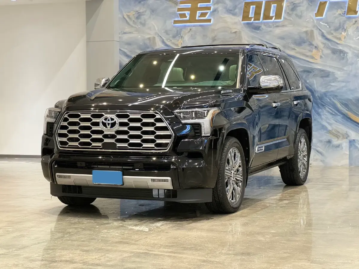 2023 HongQi H5 1.8T 197HP L4 8AT