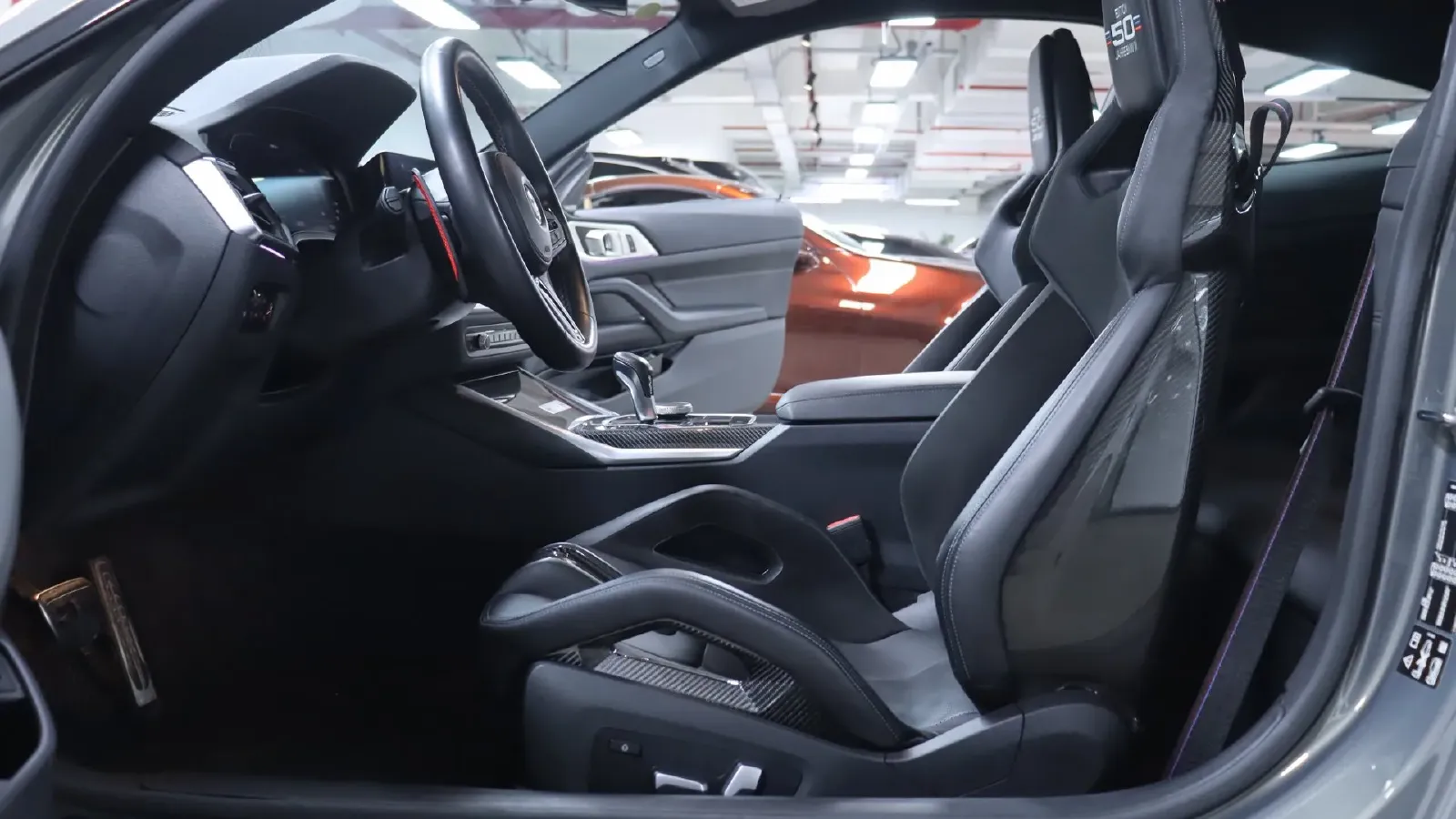 2023 BMW M4 3.0T 510HP L6 8AT,autocango,china used car exporter,china ev exporter,chinese used car exporter,chinese used ev exporter