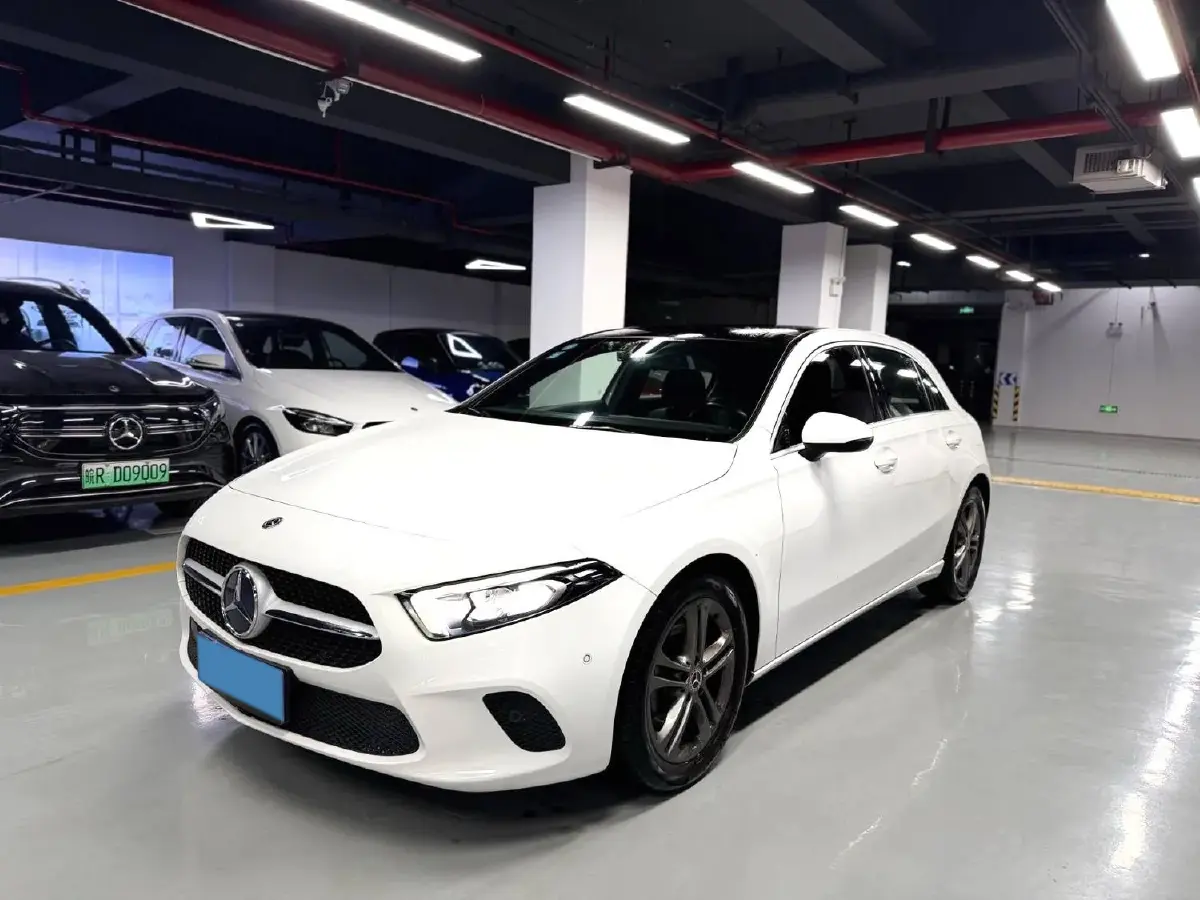 2019 Mercedes-Benz A Class 1.3T 163HP L4 7DCT