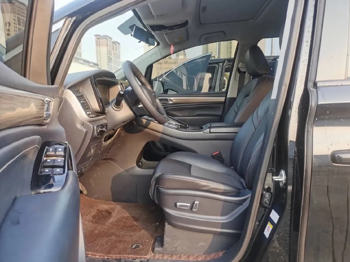 2023 GAC Trumpchi M8 2.0T 252HP L4 8AT,autocango,china used car exporter,china ev exporter,chinese used car exporter,chinese used ev exporter