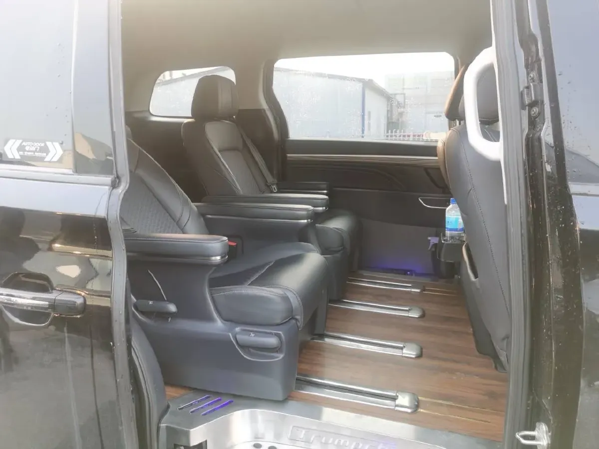 2023 GAC Trumpchi M8 2.0T 252HP L4 8AT,autocango,china used car exporter,china ev exporter,chinese used car exporter,chinese used ev exporter