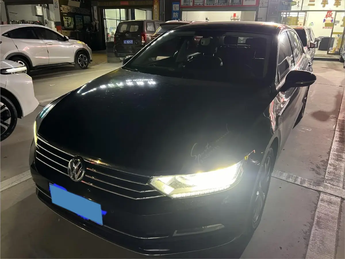 2018 Volkswagen Magotan 1.8T 180HP L4 7DCT