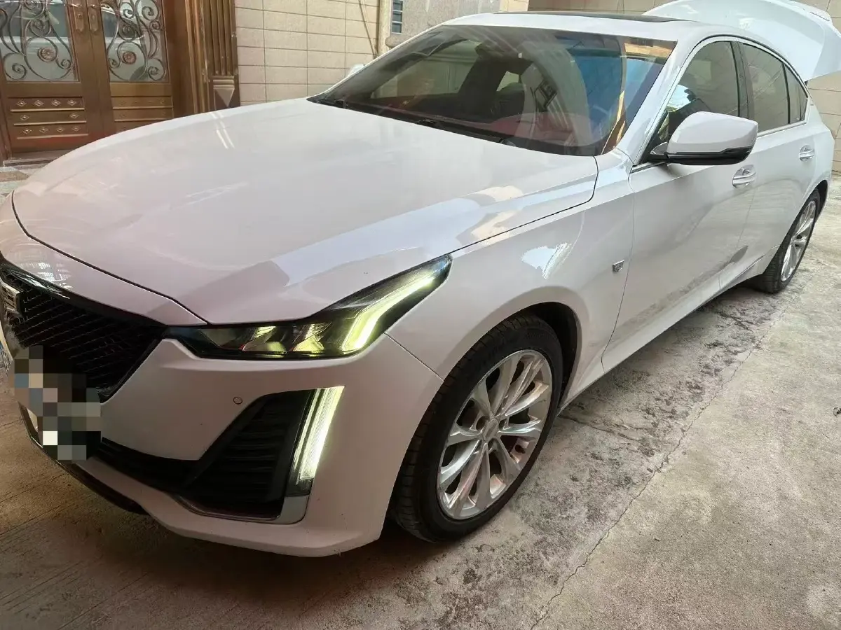 2020 Cadillac CT5 2.0T 241HP L4 10AT