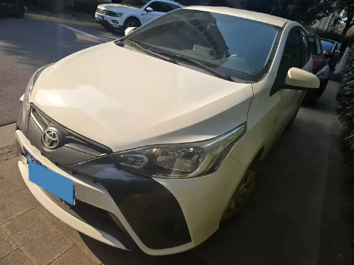 2020 Toyota Yaris L 1.5L 110HP L4 CVT