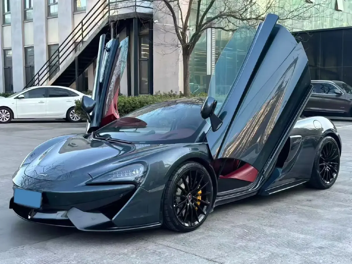2019 McLaren 570 3.8T 570HP V8 7DCT