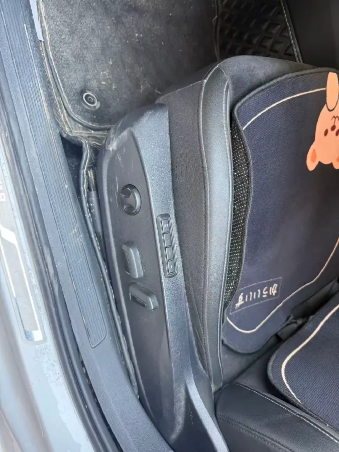 2019 Luxgen Grand 7 MPV 2.0T 188HP L4 6AT,autocango,china used car exporter,china ev exporter,chinese used car exporter,chinese used ev exporter