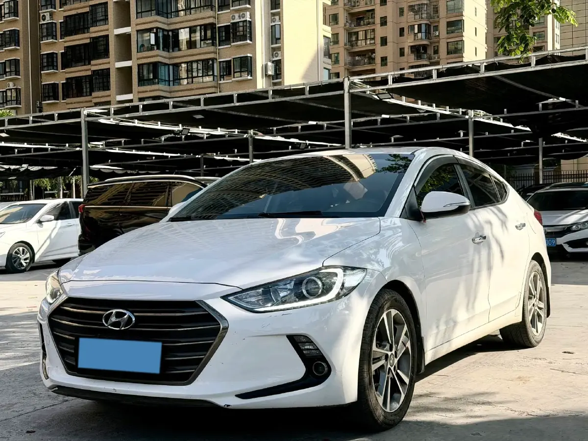 2016 Hyundai Elantra 1.6L 130HP L4 6AT