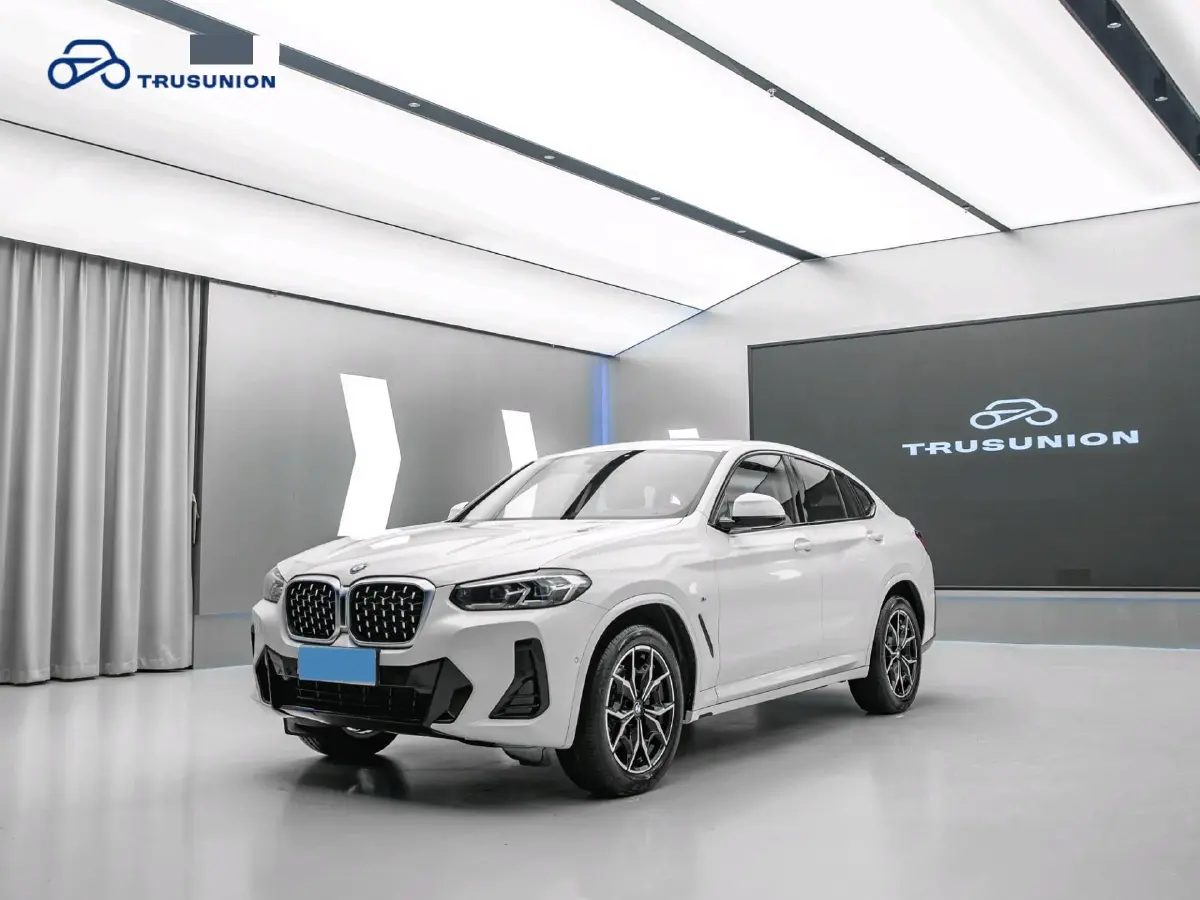 2022 BMW X4 2.0T 245HP L4 8AT