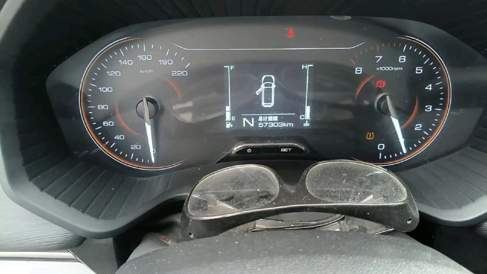 2022 WuLing JiaChen 1.5L 99HP L4 6MT,autocango,china used car exporter,china ev exporter,chinese used car exporter,chinese used ev exporter