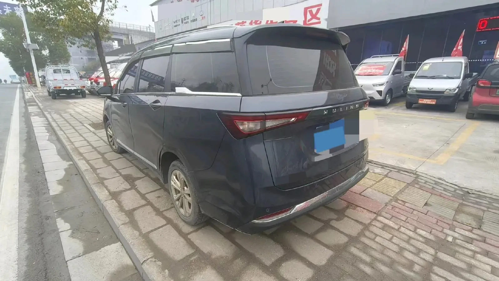 2022 WuLing JiaChen 1.5L 99HP L4 6MT,autocango,china used car exporter,china ev exporter,chinese used car exporter,chinese used ev exporter