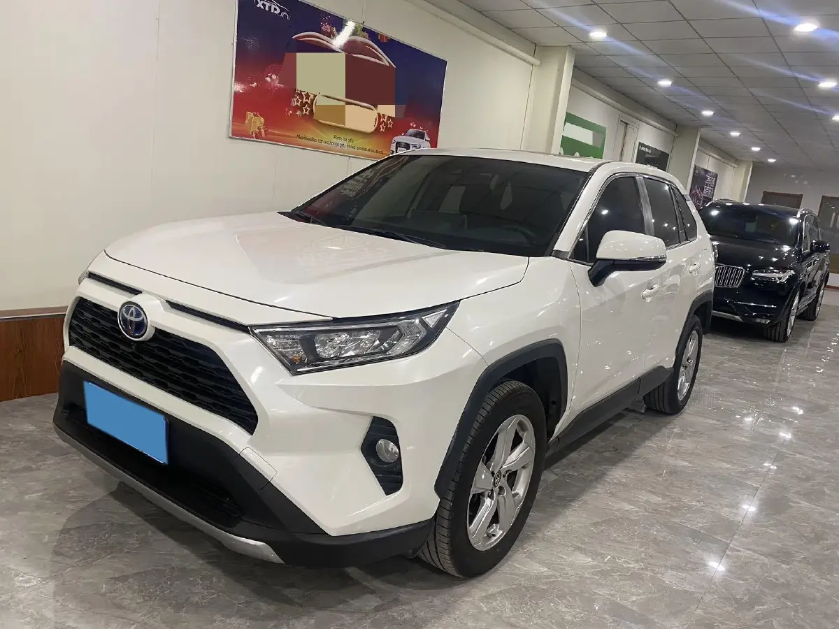 2020 Toyota RAV4 2.5L 178HP L4 E-CVT Hybrid
