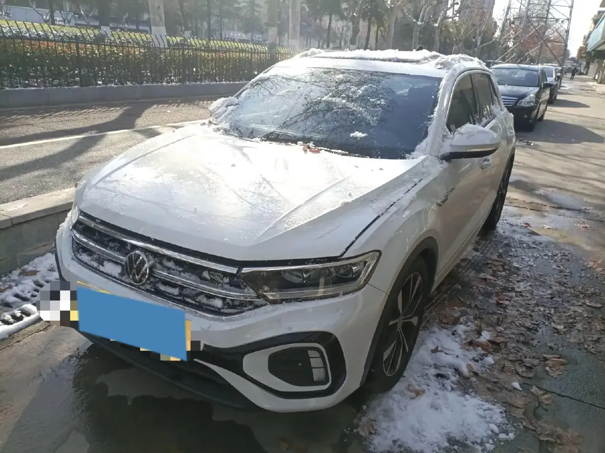 2023 Volkswagen T-Roc 1.5T 160HP L4 7DCT