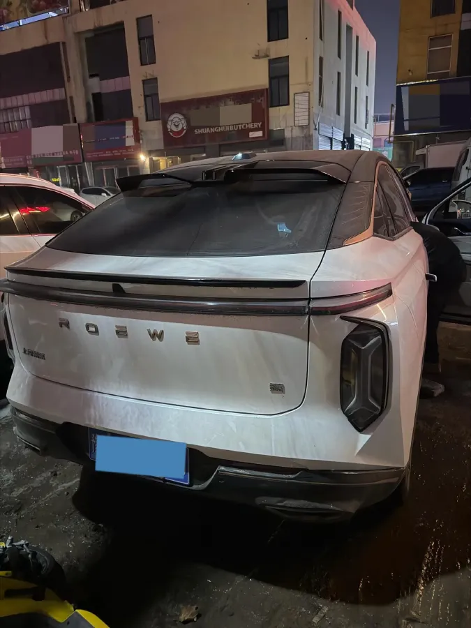 2022 Roewe Whale 2.0T 231HP L4 8AT,autocango,china used car exporter,china ev exporter,chinese used car exporter,chinese used ev exporter
