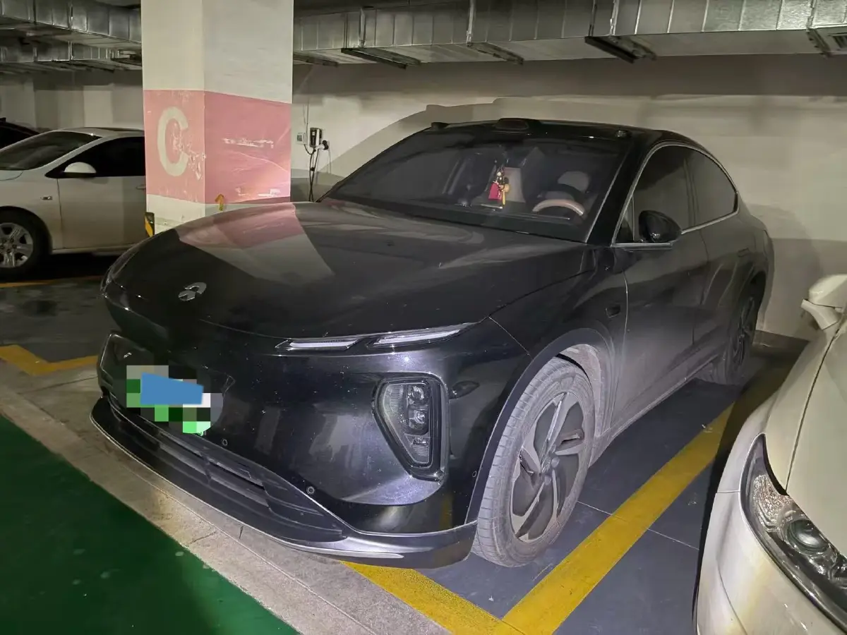 2023 NIO EC6 BEV 75KWH