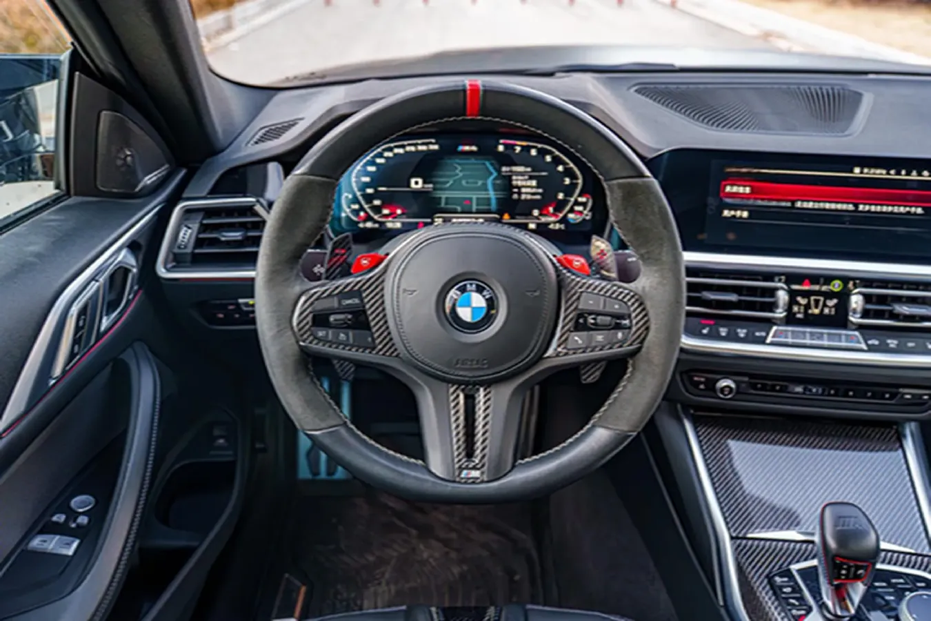 2021 BMW M4 3.0T 510HP L6 8AT,autocango,china used car exporter,china ev exporter,chinese used car exporter,chinese used ev exporter