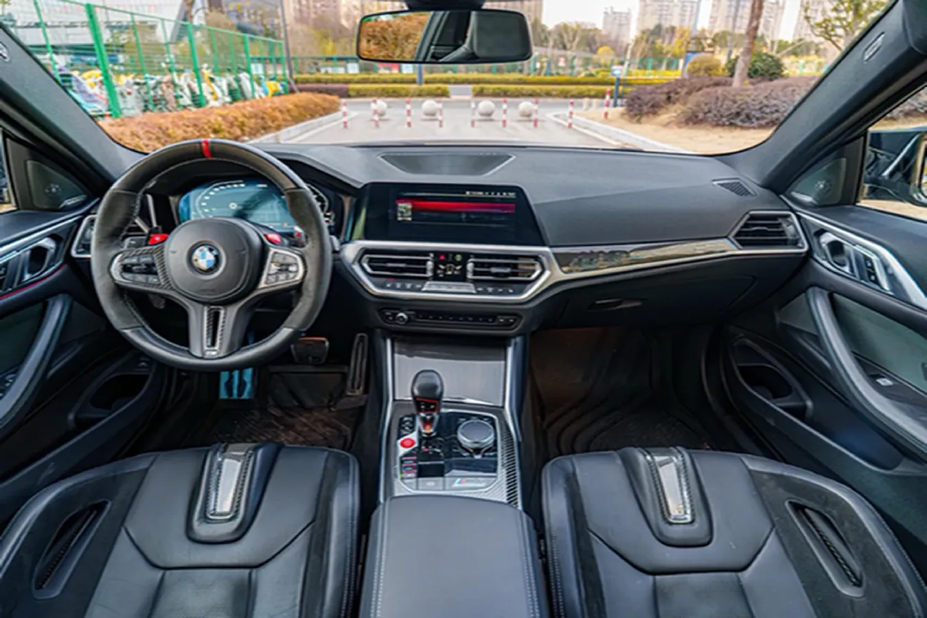 2021 BMW M4 3.0T 510HP L6 8AT,autocango,china used car exporter,china ev exporter,chinese used car exporter,chinese used ev exporter