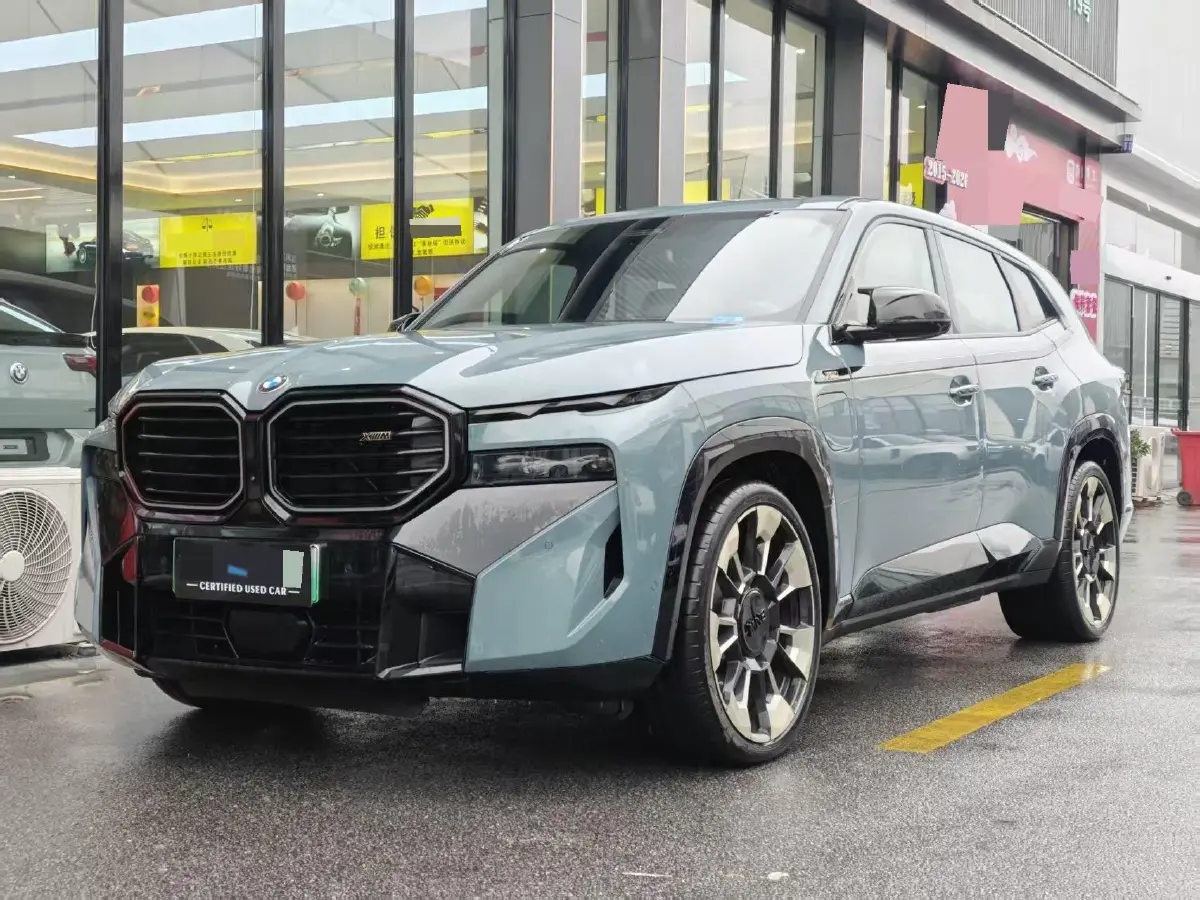 2023 BMW XM 4.4T 490HP V8 8AT PHEV 25.7KWH