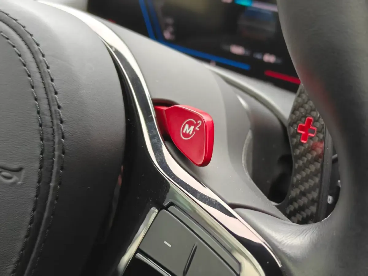 2023 BMW XM 4.4T 490HP V8 8AT PHEV 25.7KWH,autocango,china used car exporter,china ev exporter,chinese used car exporter,chinese used ev exporter