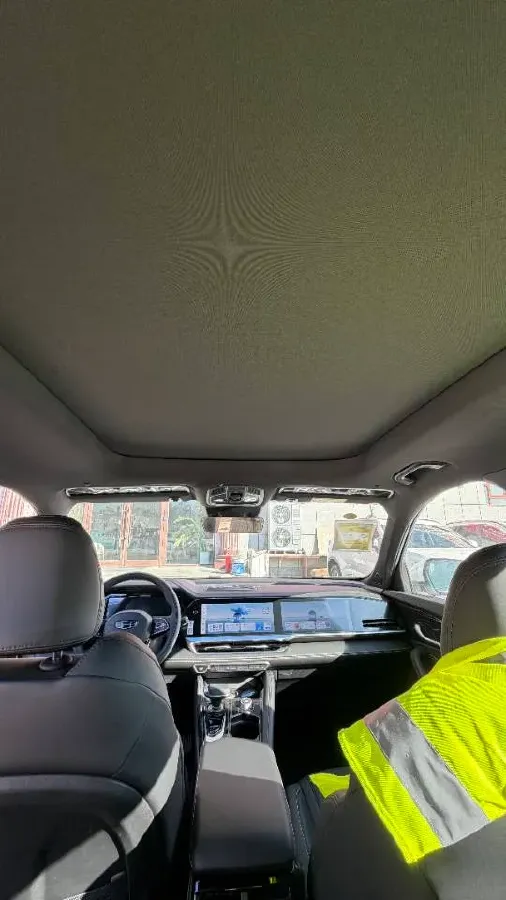 2024 Geely Monjaro 2.0T 218HP L4 7DCT,autocango,china used car exporter,china ev exporter,chinese used car exporter,chinese used ev exporter