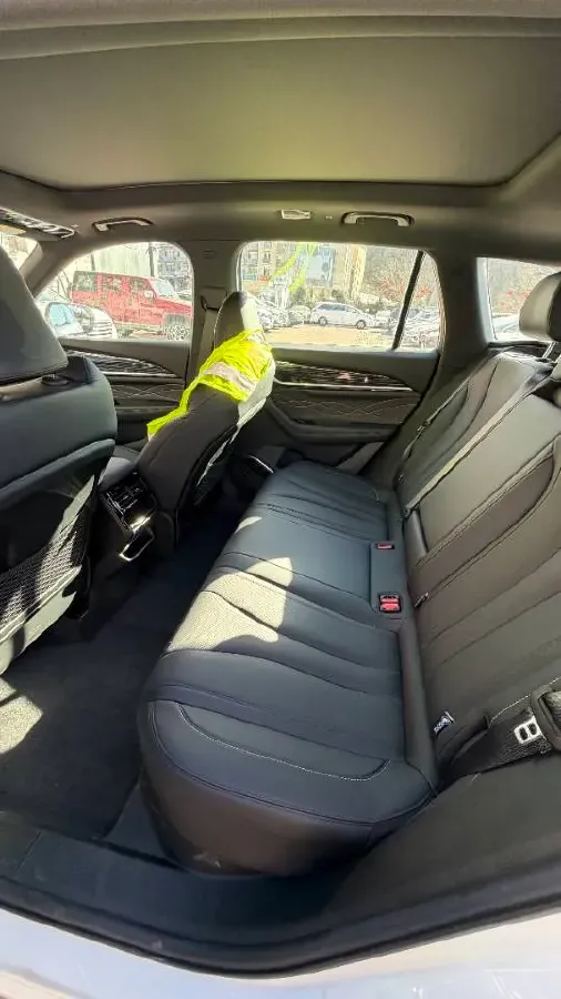 2024 Geely Monjaro 2.0T 218HP L4 7DCT,autocango,china used car exporter,china ev exporter,chinese used car exporter,chinese used ev exporter