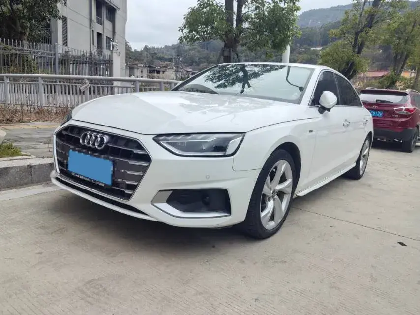 2020 Audi A4L 2.0T 190HP L4 7DCT