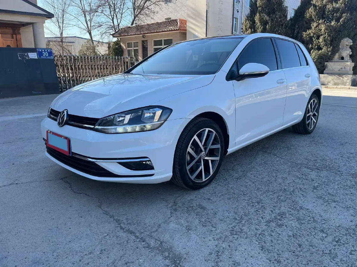 2018 Volkswagen Golf 1.4T 150HP L4 7DCT