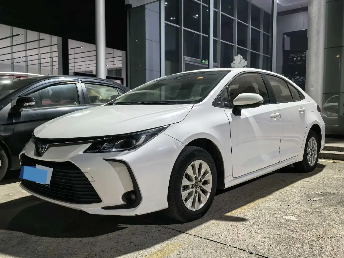 2022 Toyota Corolla 1.2T 116HP L4 CVT