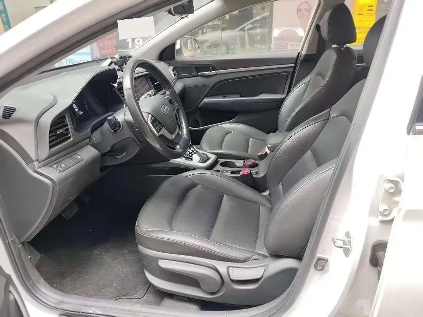 2019 Hyundai Elantra 1.5L 115HP L4 CVT,autocango,china used car exporter,china ev exporter,chinese used car exporter,chinese used ev exporter