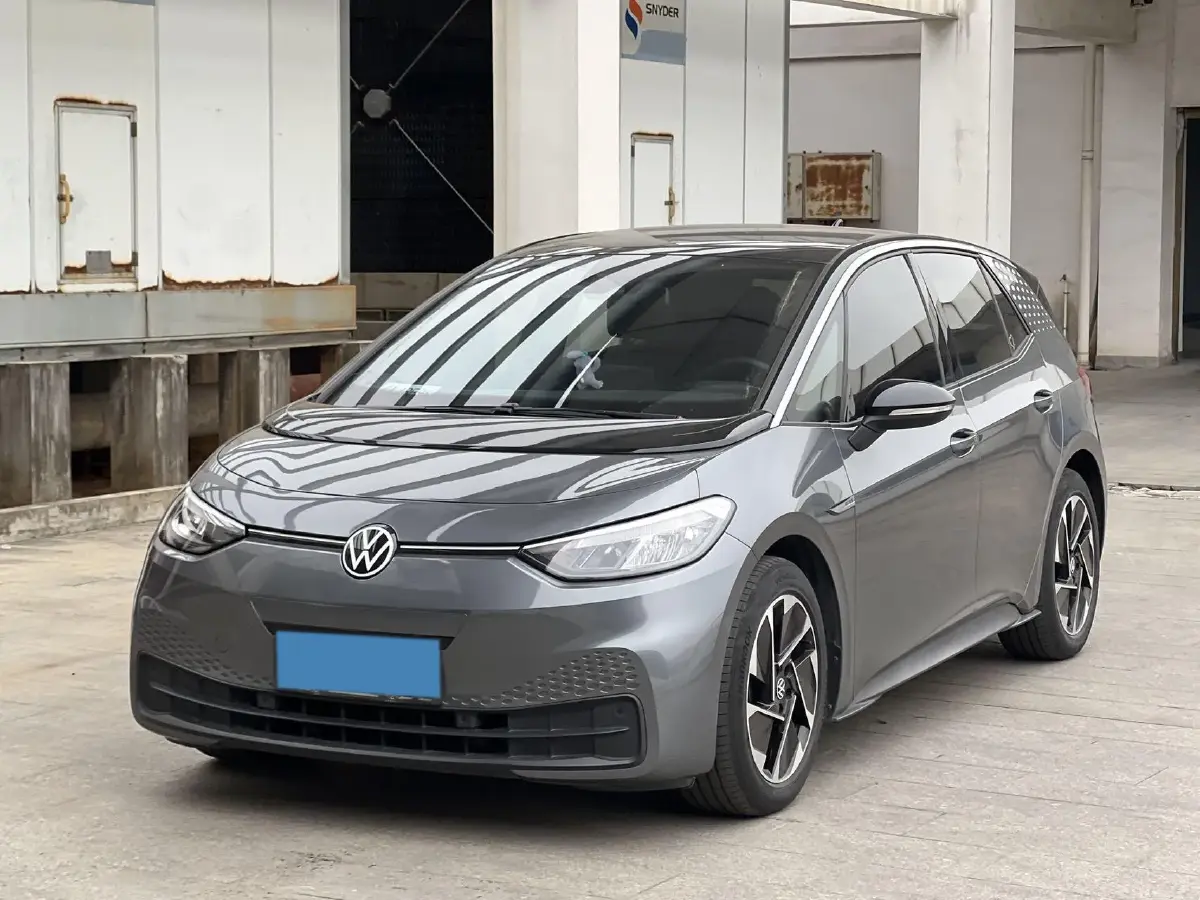 2023 Volkswagen ID.3 BEV 52.8KWH