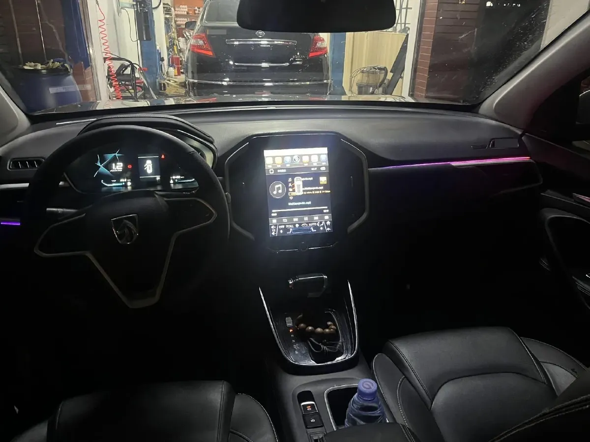 2020 HanTeng X7 1.5T 156HP L4 6AT,autocango,china used car exporter,china ev exporter,chinese used car exporter,chinese used ev exporter