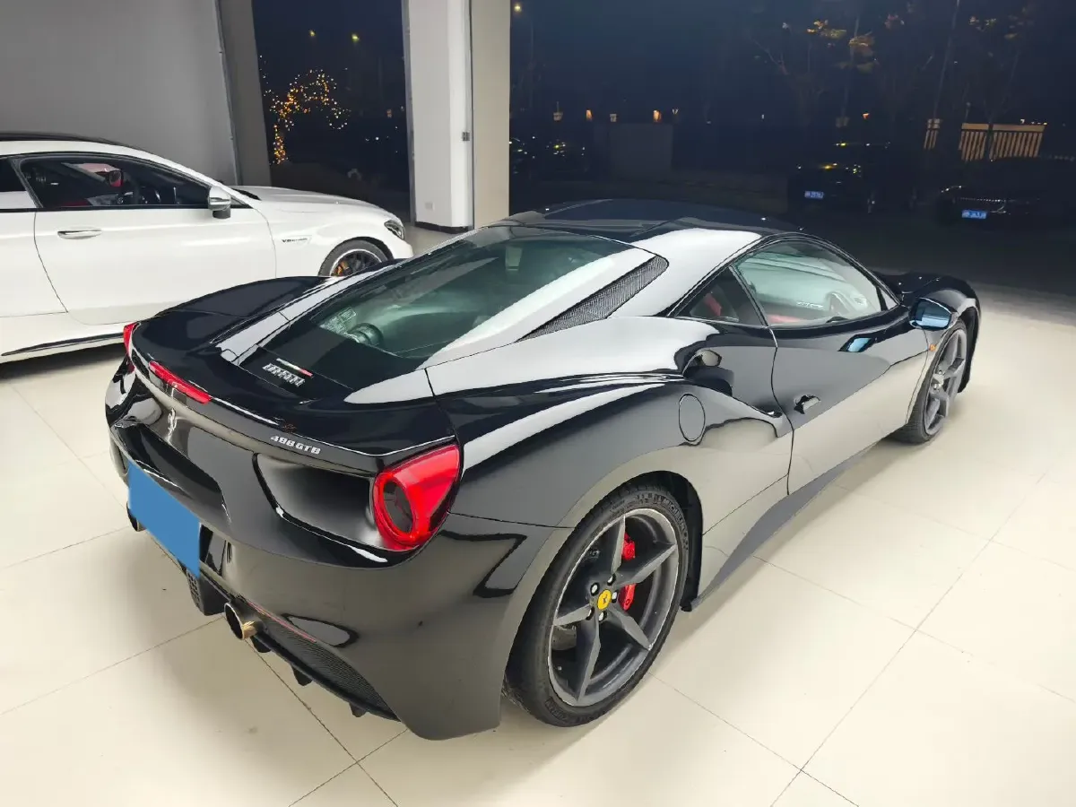 2015 Ferrari 488 3.9T 670HP V8 7DCT,autocango,china used car exporter,china ev exporter,chinese used car exporter,chinese used ev exporter
