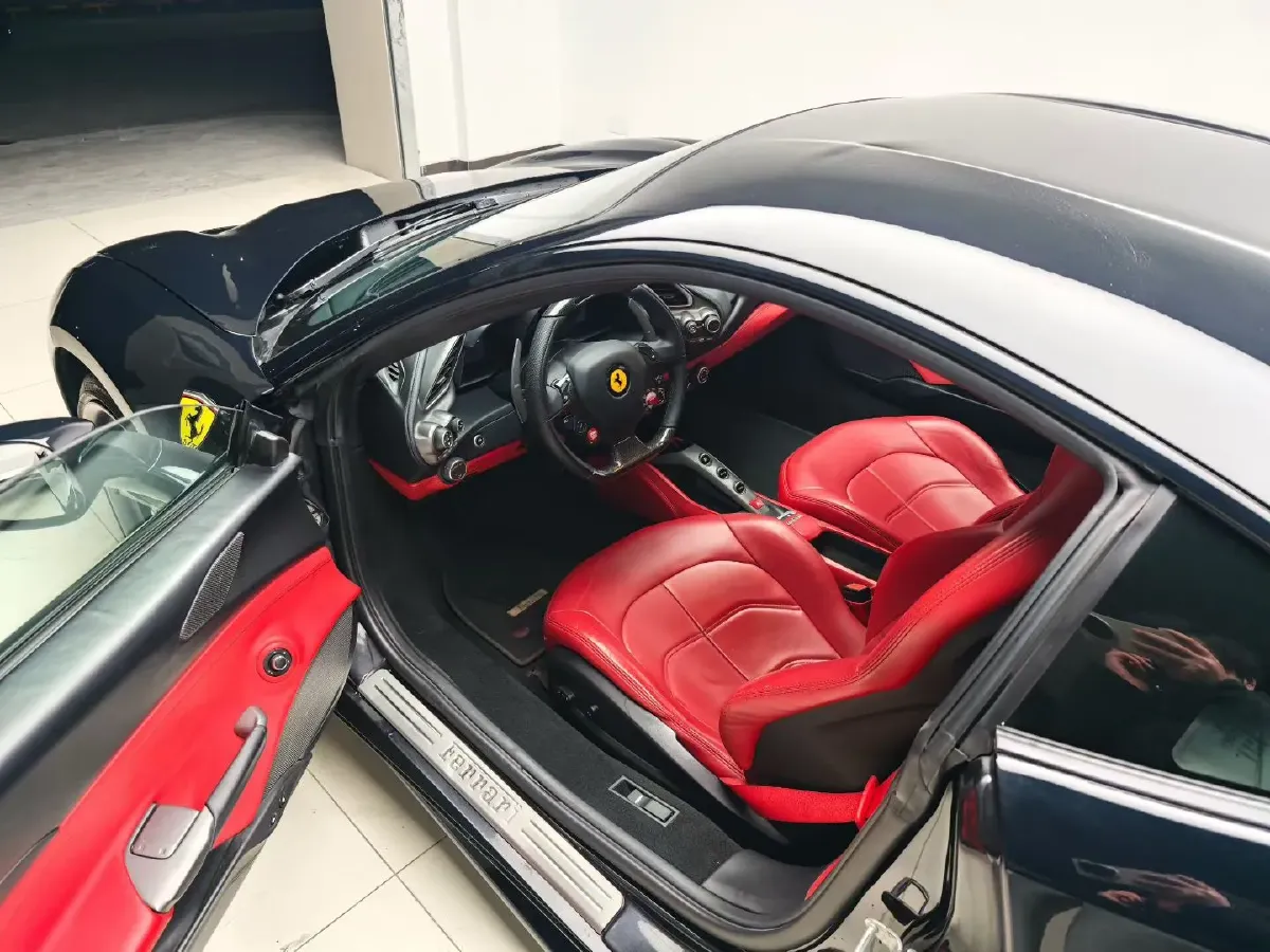 2015 Ferrari 488 3.9T 670HP V8 7DCT,autocango,china used car exporter,china ev exporter,chinese used car exporter,chinese used ev exporter