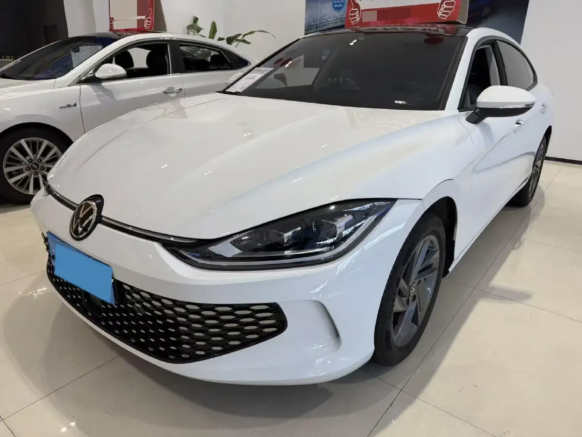 2025 Volkswagen Lamando 1.4T 150HP L4 7DCT