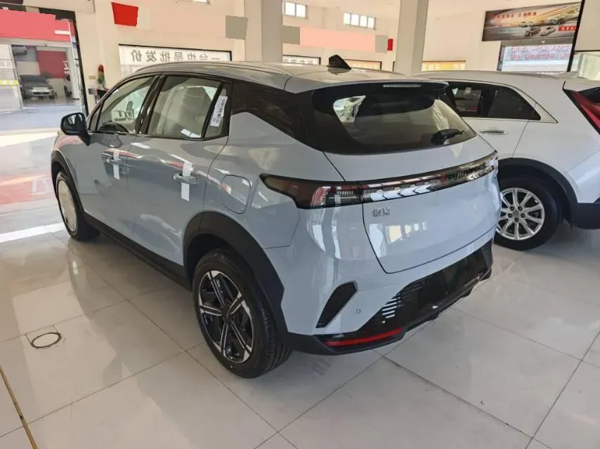 2023 LYNK&CO 06 EM-P 1.5L 120HP L4 3DHT PHEV 9.11KWH,autocango,china used car exporter,china ev exporter,chinese used car exporter,chinese used ev exporter