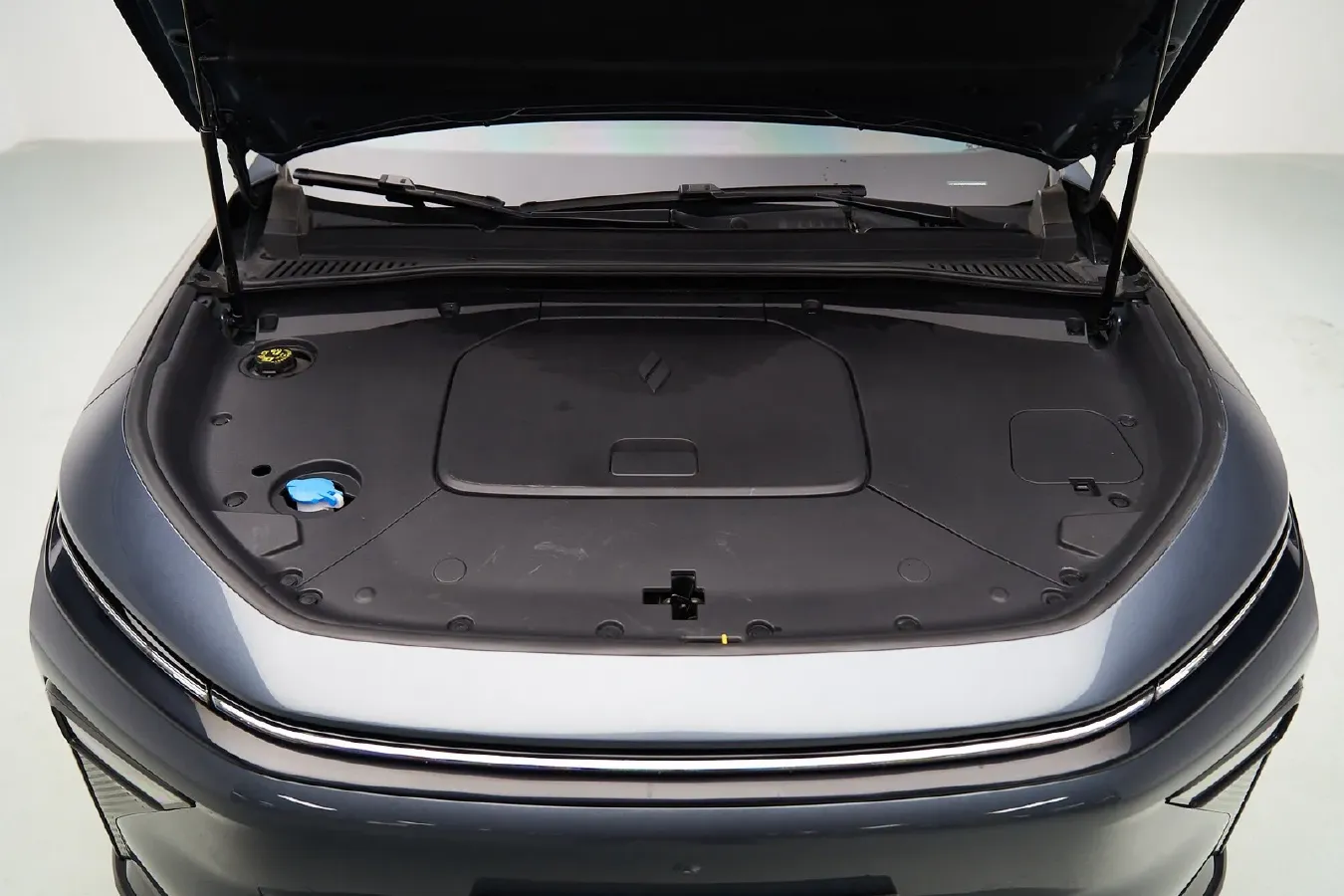 2023 Livan 7 BEV 68.03KWH,autocango,china used car exporter,china ev exporter,chinese used car exporter,chinese used ev exporter