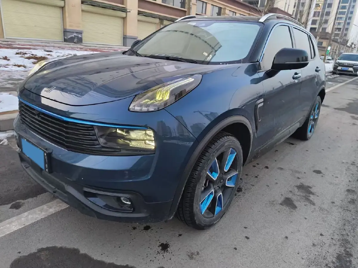 2019 LYNK&CO 01 2.0T 190HP L4 6AT