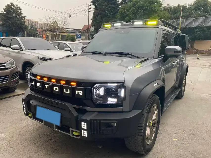 2023 Jetour Traveller 2.0T 254HP L4 8AT