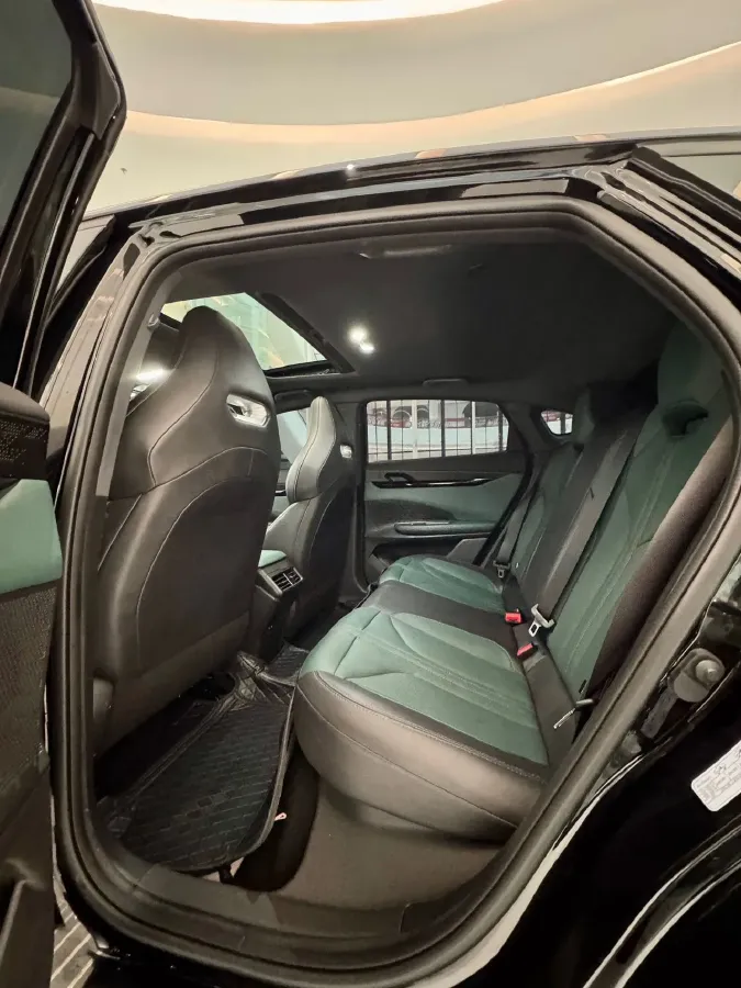 2023 Venucia Grand V 1.5T 190HP L4 7DCT,autocango,china used car exporter,china ev exporter,chinese used car exporter,chinese used ev exporter