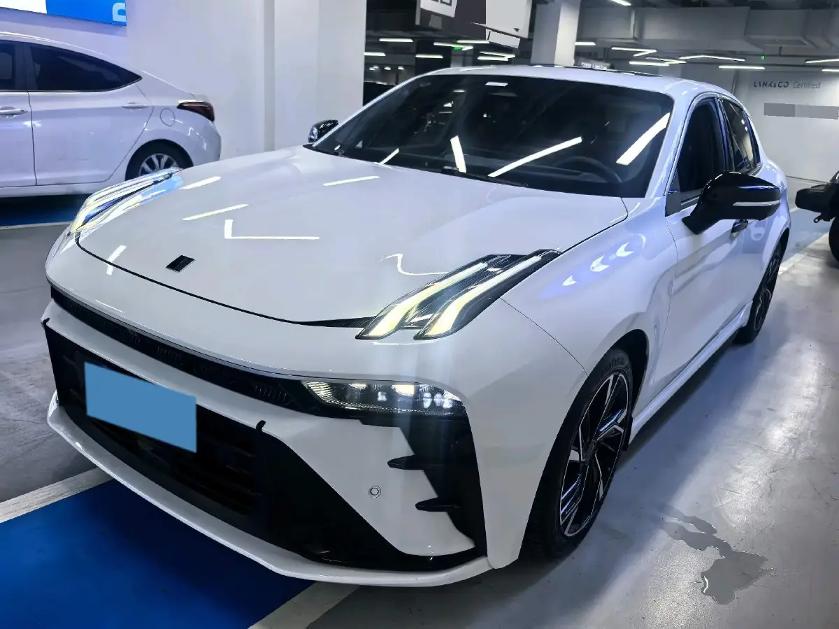 2025 LYNK&CO 03 1.5T 181HP L4 7DCT