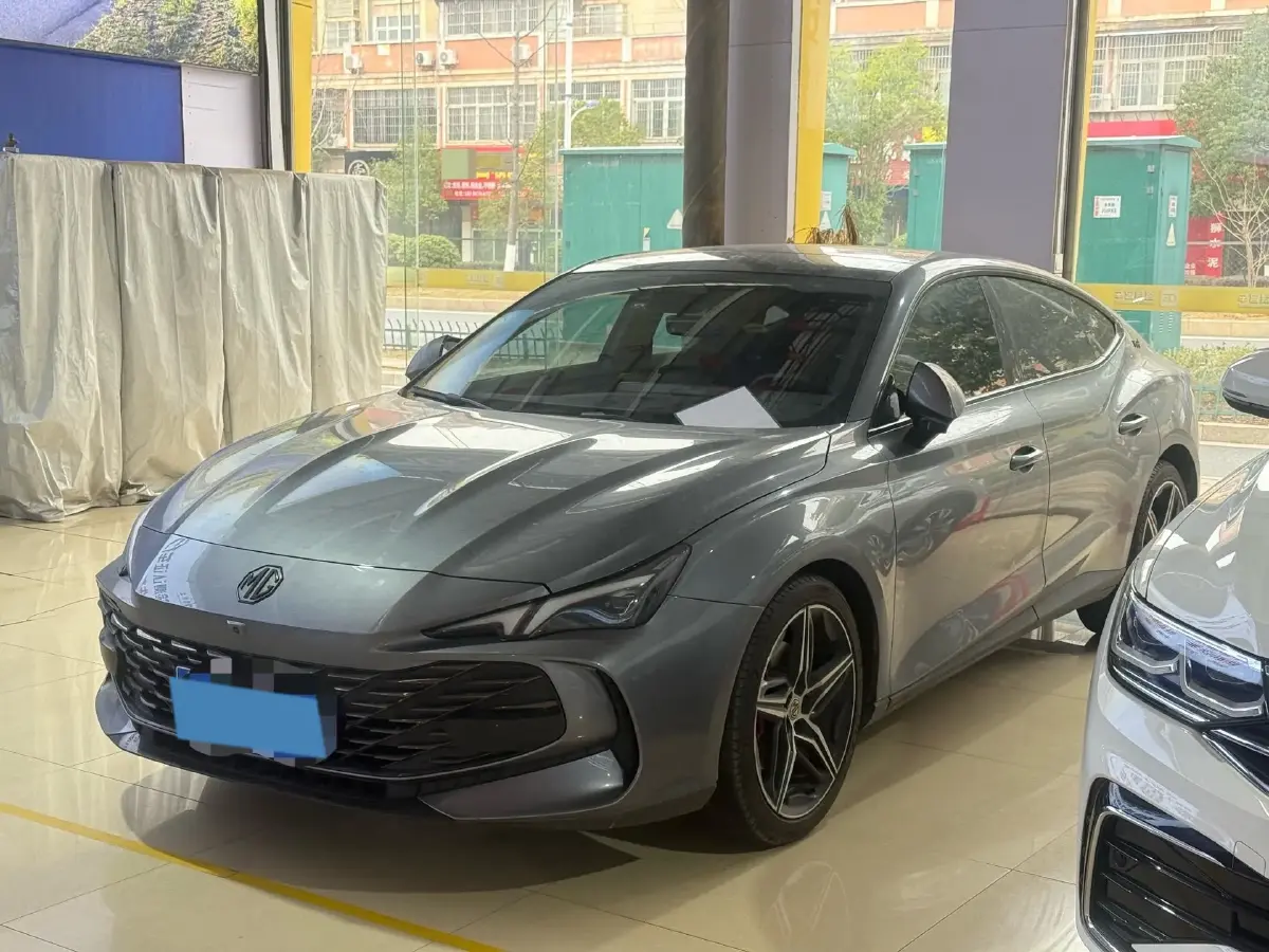 2023 MG 7 2.0T 261HP L4 9AT