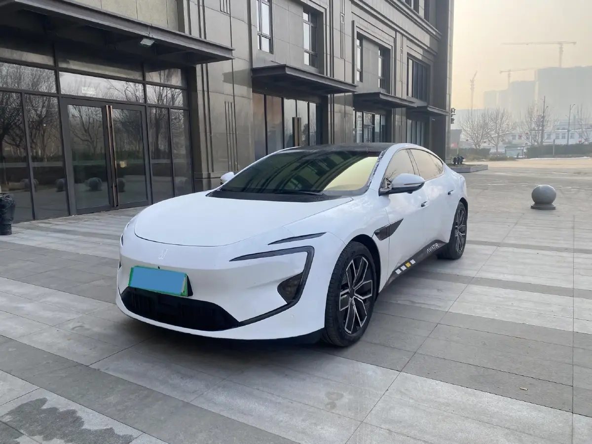 2024 Avatr 12 BEV 94.5KWH