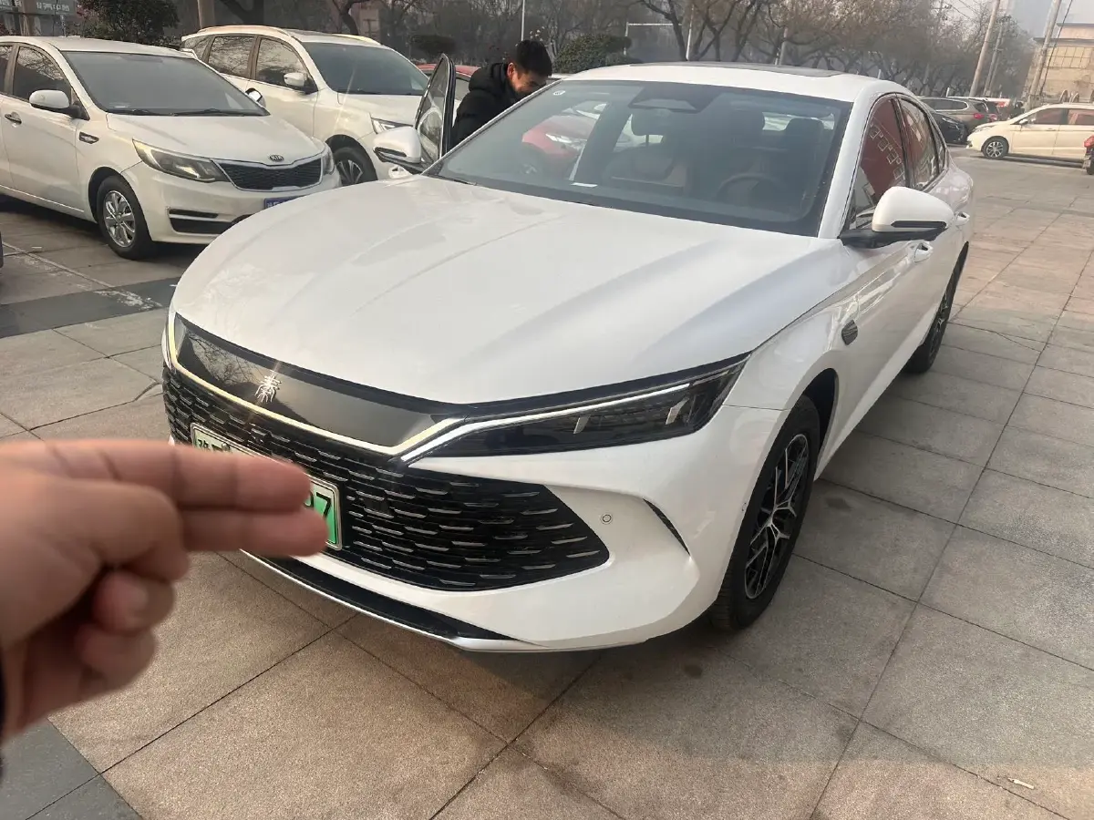 2026 BYD QinL 1.5L 101HP L4 E-CVT PHEV